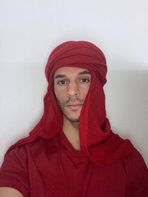 Winter headscarf / وشاح رأس شتوي