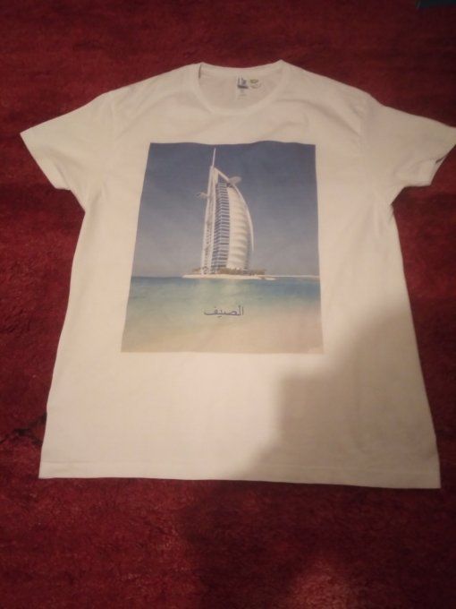 T-shirt "Dubai" création originale